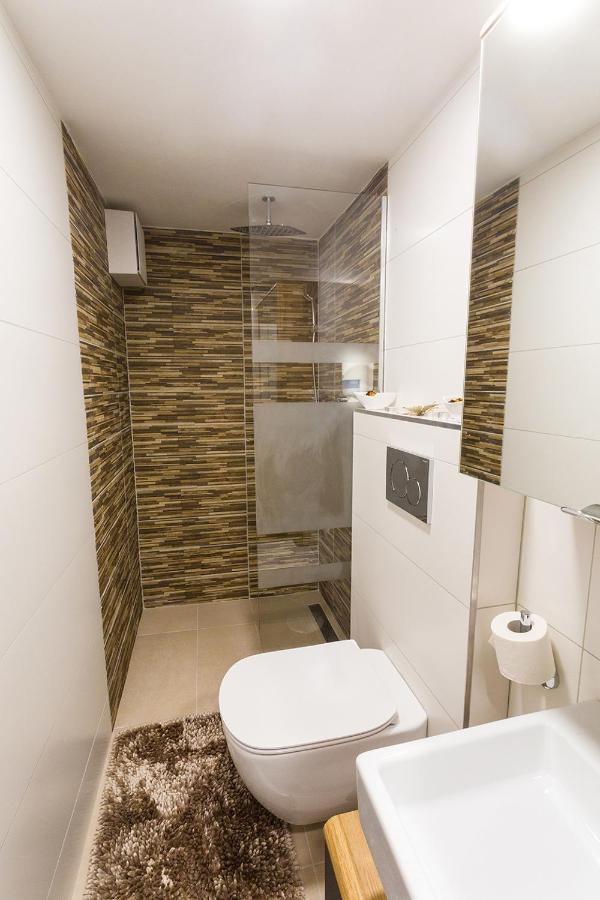 Sweet Getaway Apartment - Central & Parking ลูบลิยานา ภายนอก รูปภาพ